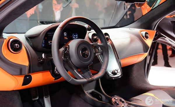 長春汽博會成就你開超級跑車的夢想